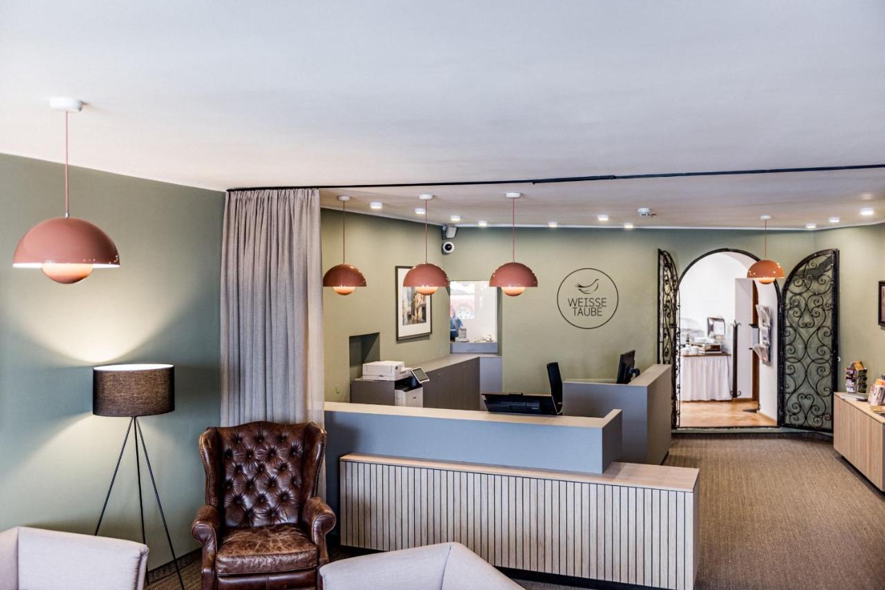 Altstadthotel Weisse Taube Salzburgo Exterior foto