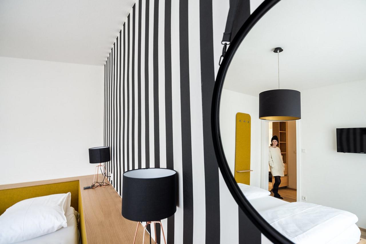 Altstadthotel Weisse Taube Salzburgo Exterior foto